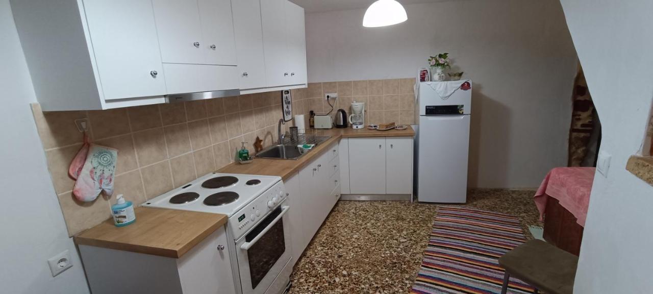 Comfortable And Spacious Stone Traditional Apartment Hanya Dış mekan fotoğraf